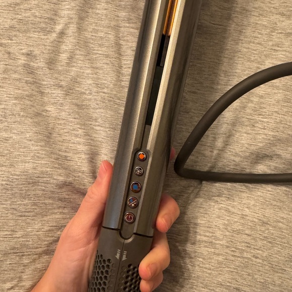 Dyson Airstrait Straightener - Picture 3 of 7